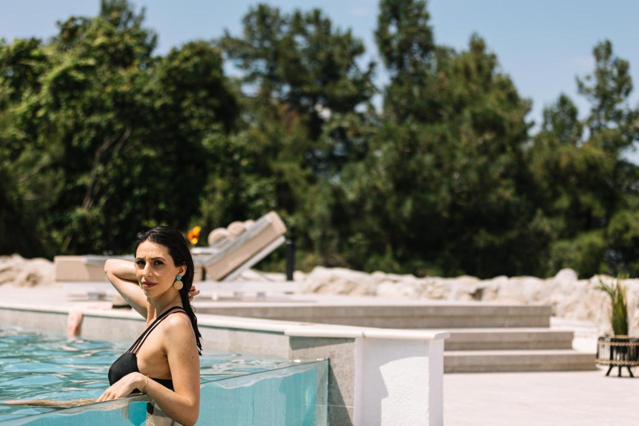 Akrotiri Olympus Luxury Suites - Adults Only Plaka Litochorou Exterior photo