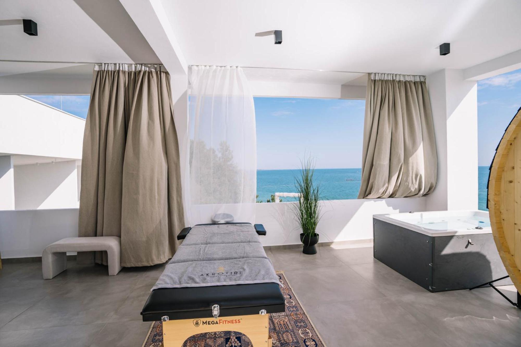 Akrotiri Olympus Luxury Suites - Adults Only Plaka Litochorou Exterior photo