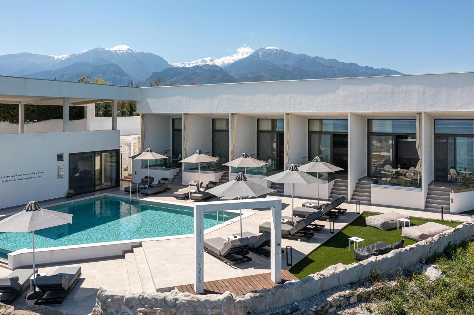 Akrotiri Olympus Luxury Suites - Adults Only Plaka Litochorou Exterior photo
