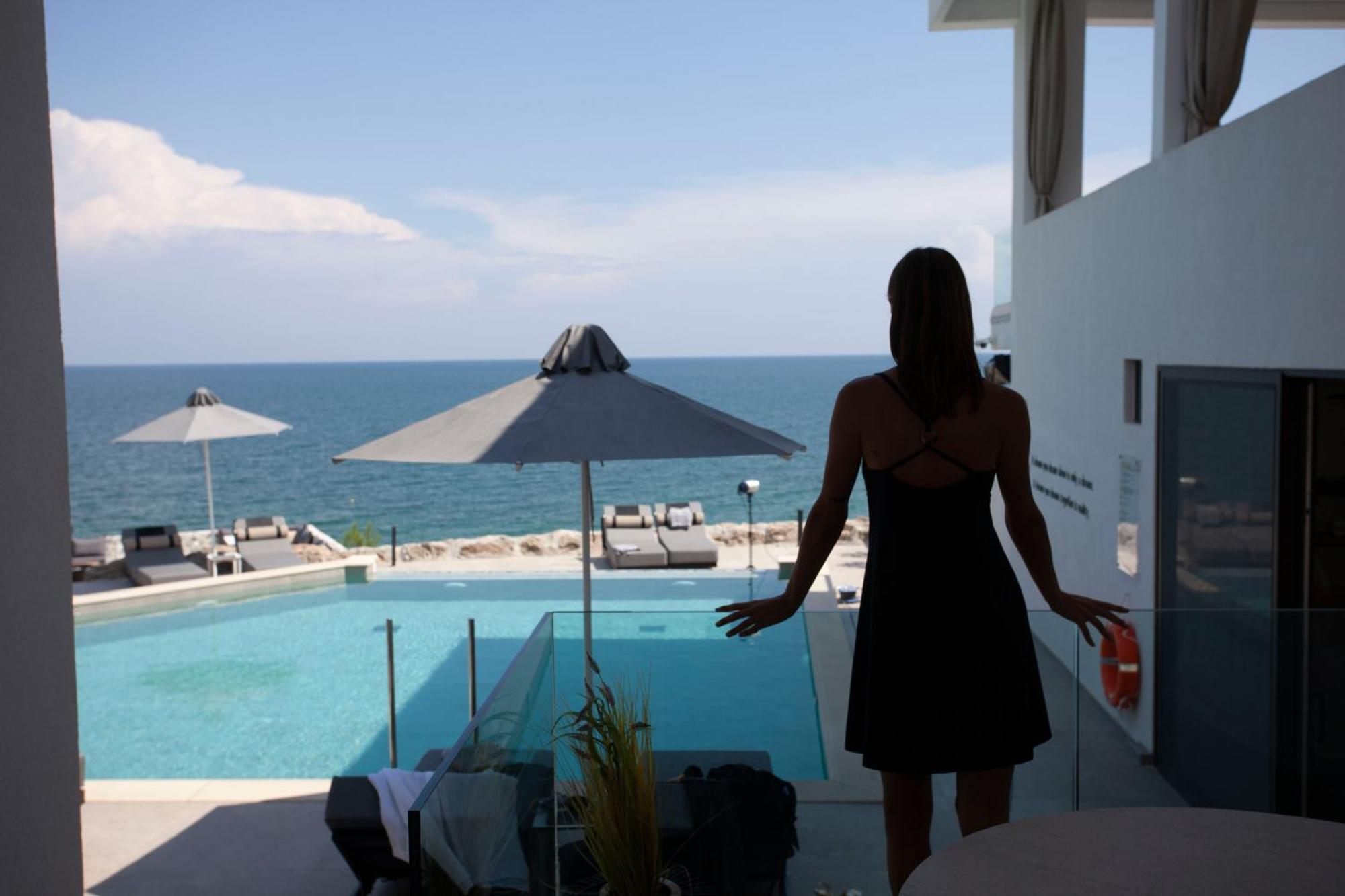 Akrotiri Olympus Luxury Suites - Adults Only Plaka Litochorou Exterior photo
